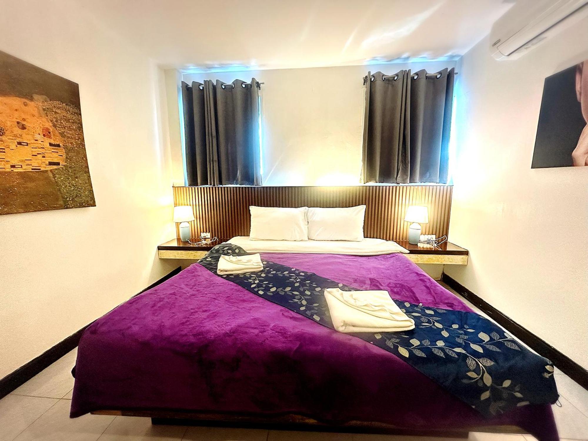 The Shades Hotel 50 Meter Beach Front Patong Exterior foto